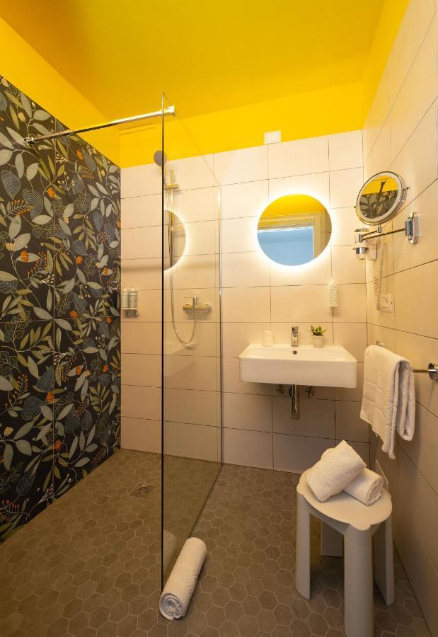 Nice Hotel Bibione Bagian luar foto