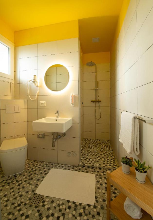 Nice Hotel Bibione Bagian luar foto