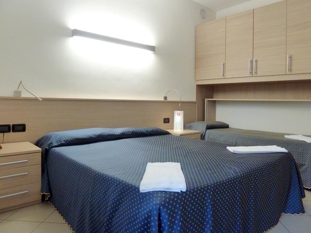 Nice Hotel Bibione Bagian luar foto