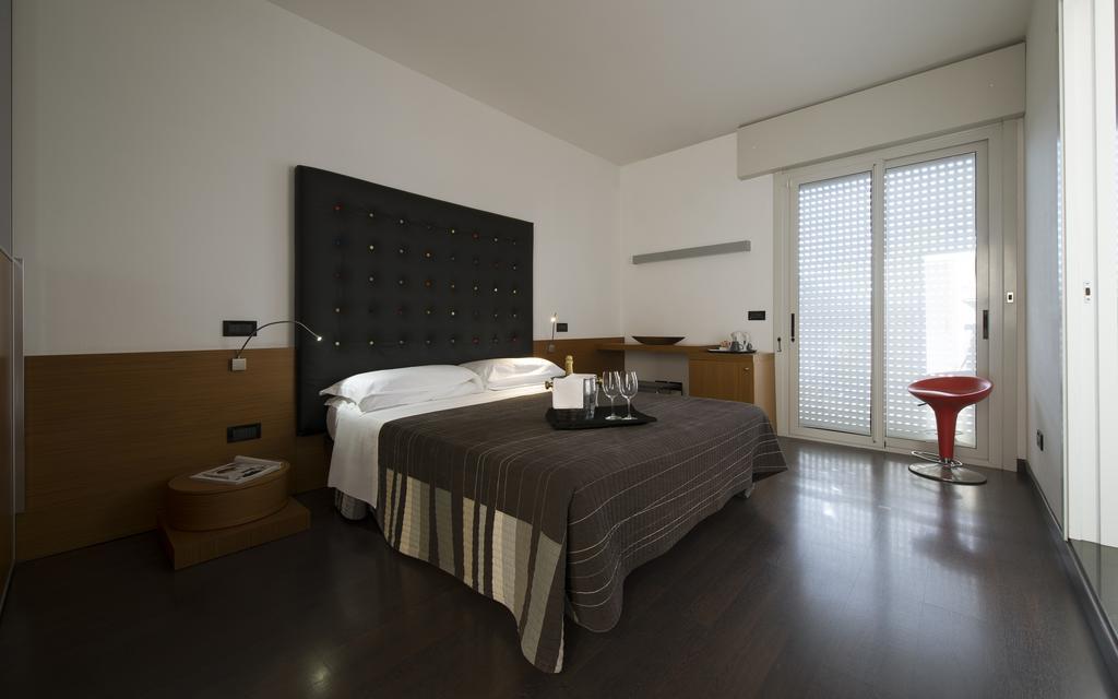Nice Hotel Bibione Bagian luar foto