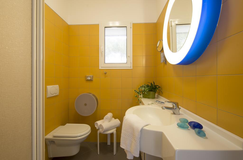 Nice Hotel Bibione Bagian luar foto